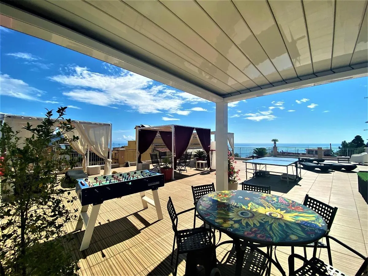 Guest house I Due Grifoni Studio Flat Taormina Italy