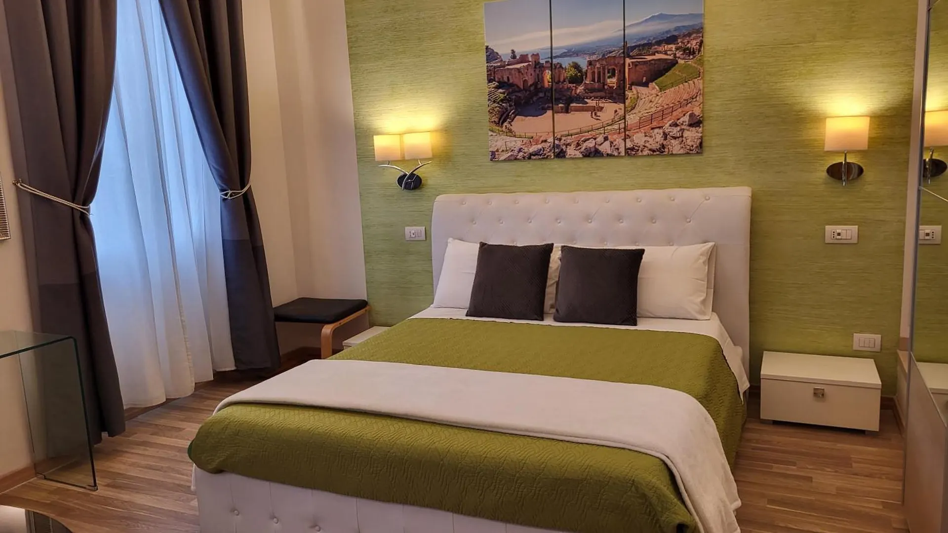 Guest house I Due Grifoni Studio Flat Taormina
